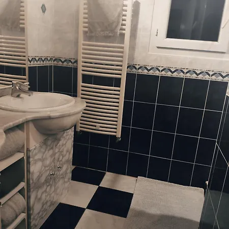 Maison 3 Etoiles Avec Piscine Et Jacuzzi Exterieur Pres De Sarlat Holiday home Saint-Vincent-le-Paluel