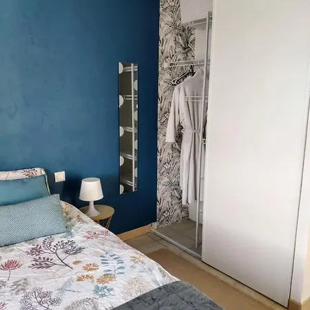 Maison 3 Etoiles Avec Piscine Et Jacuzzi Exterieur Pres De Sarlat Prázdninový dům *