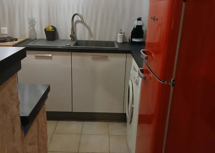 Maison 3 Etoiles Avec Piscine Et Jacuzzi Exterieur Pres De Sarlat